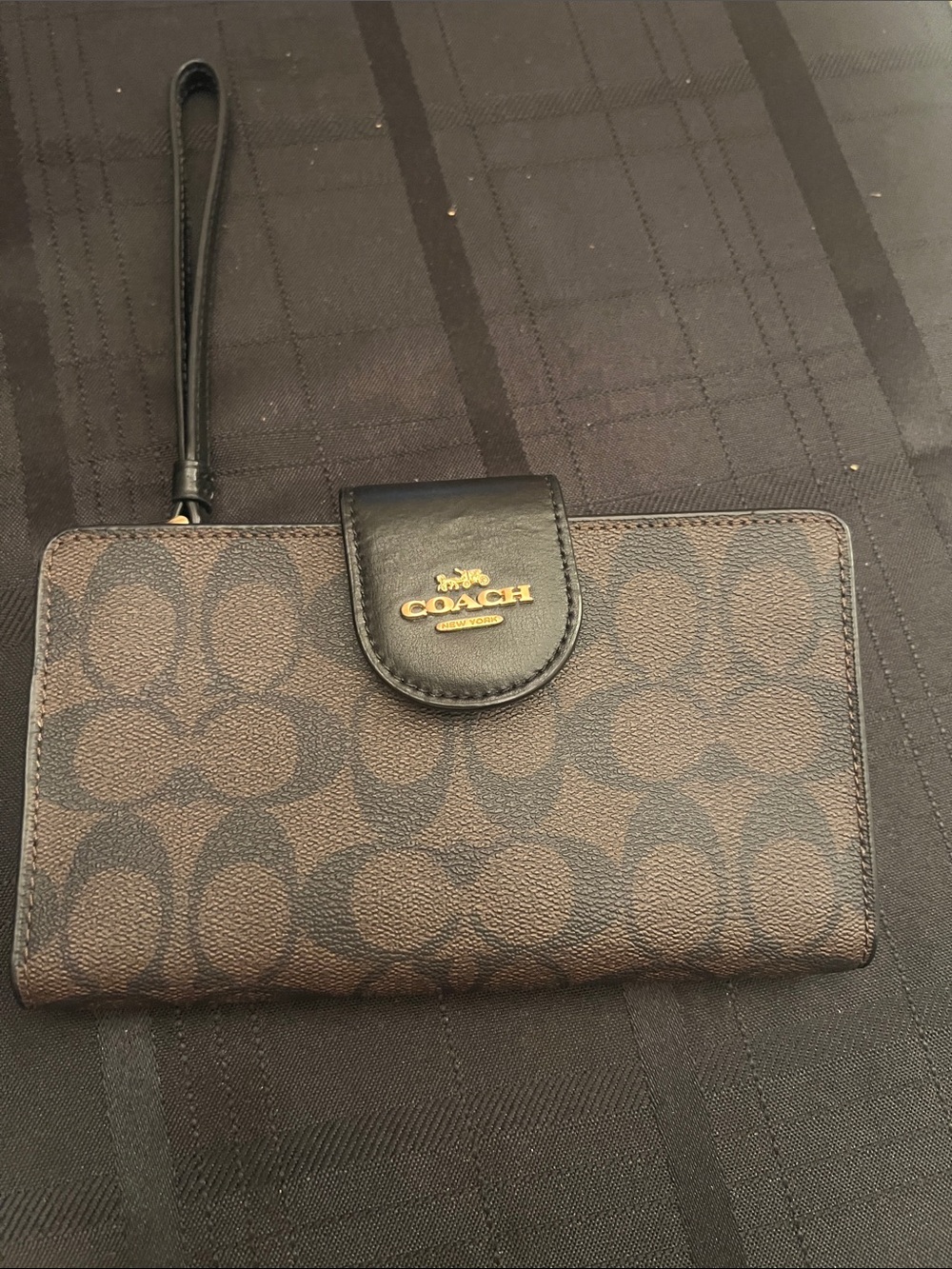 COACH Brown/Black Signature Wristlet Clutch